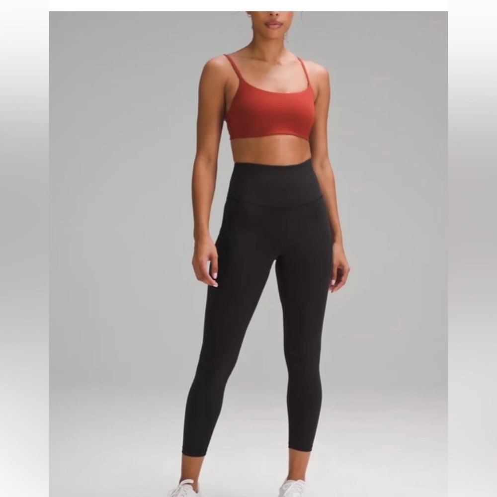 Lululemon Wunder Train leggings with side pockets 25” size 4